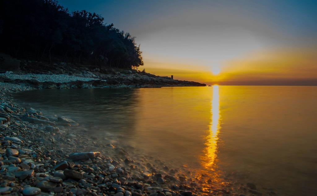 Apartman Tika  Pula Bagian luar foto