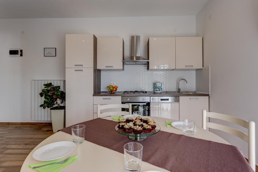 Apartman Tika  Pula Bagian luar foto